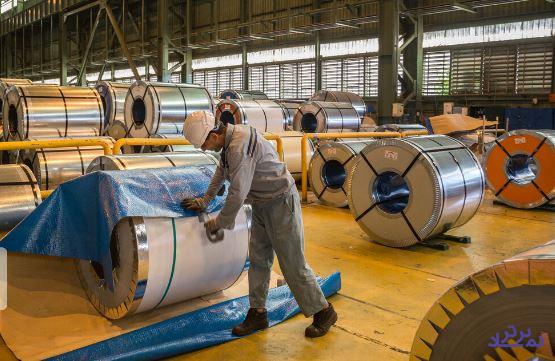 انتقاد گسترده مدیران و فعالان بورس از رویکرد وزارت صنعت در قیمت گذاری فولاد 