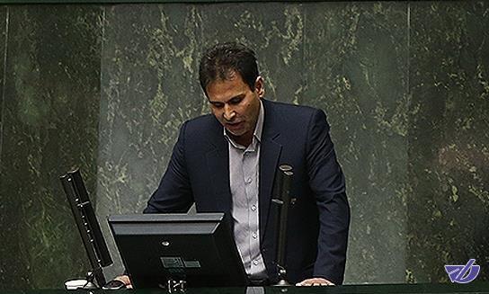 اکبری: لحن وزرا پس از رای اعتماد تغییر کرد