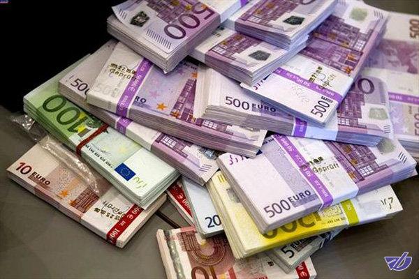 ممنوعیت خریدو فروش ارز در خیابان/خروج مدیر ۲ شرکت لیزینگی کلاهبردار از کشور
