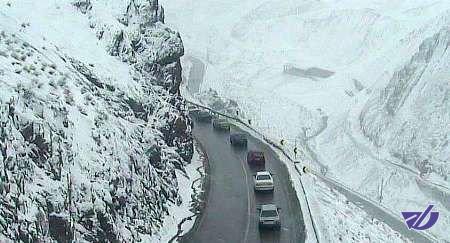 بارش برف در جاده چالوس