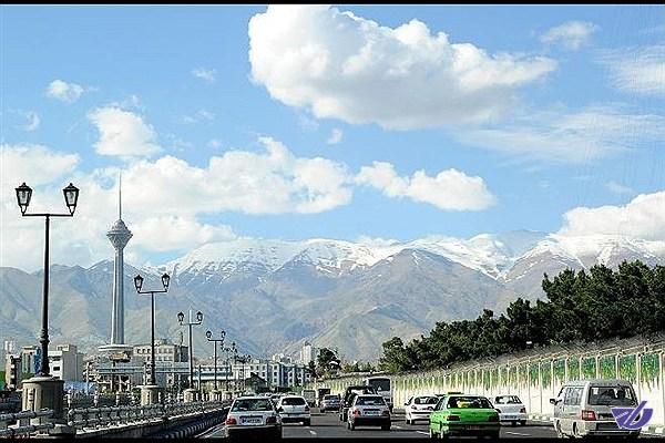 هوای 17 آذر ماه تهران پاک است